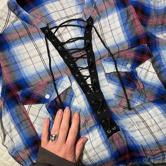 Express Womens Tunic Flannel Plunge V-Neck sz M Long Sleeve Lace Up Top Cottage - Picture 4 of 7